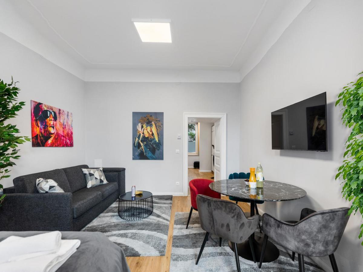 Sky9 Apartments District 3 Vienna Exterior photo